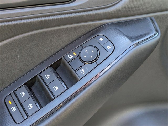 Used 2024 Nissan Rogue S image 11