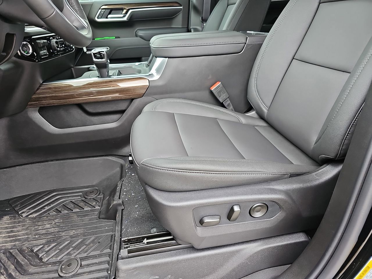 New 2026 Chevrolet Silverado 1500 RST image 14