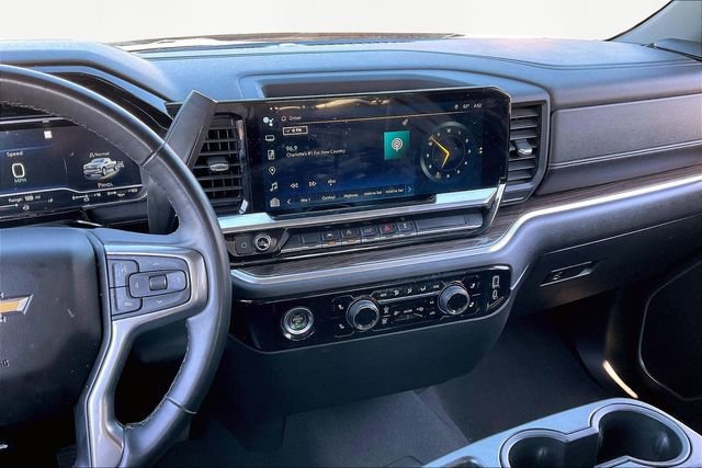 Used 2023 Chevrolet Silverado 1500 LT image 9