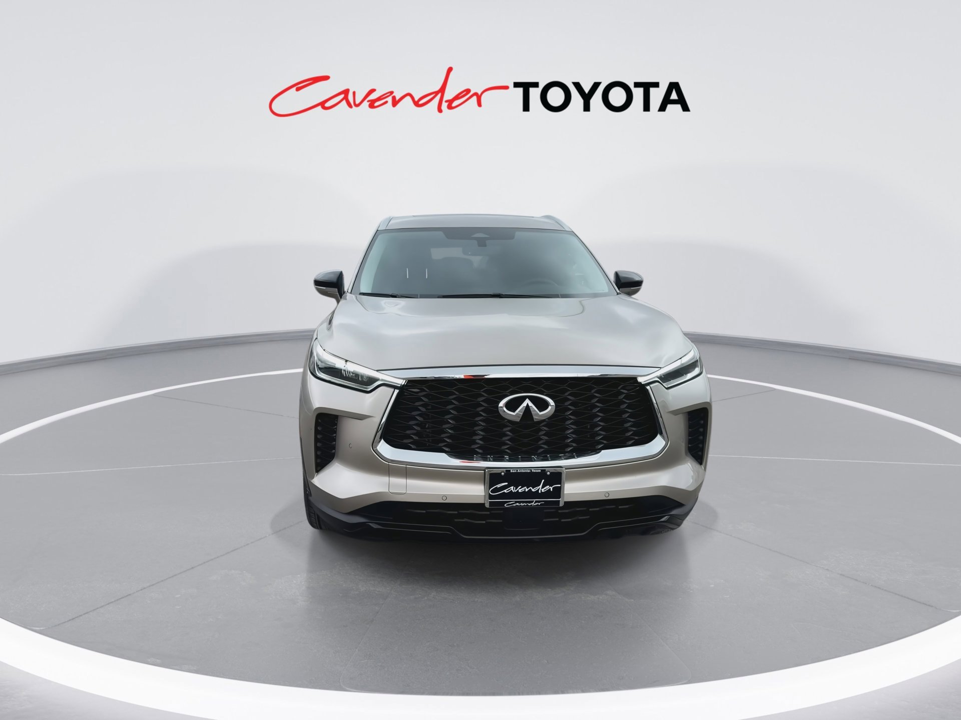 Used 2023 INFINITI QX60 Luxe w/ Cargo Package FWD image 3