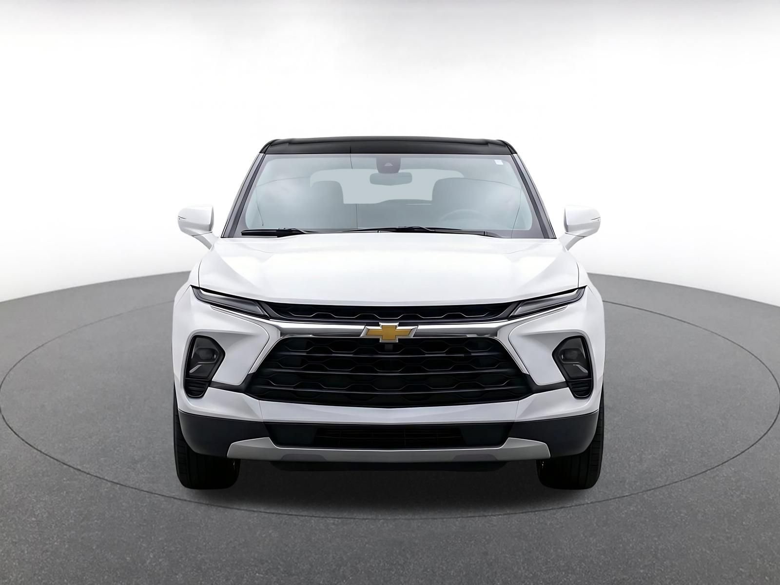 Used 2025 Chevrolet Blazer LT FWD video 2