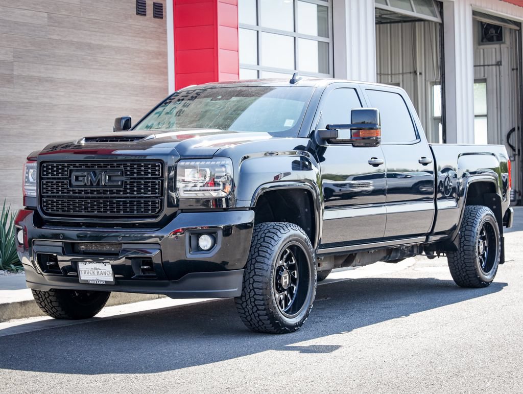 Used 2019 GMC Sierra 3500 Denali w/ Duramax Plus Package AWD/4WD image 8