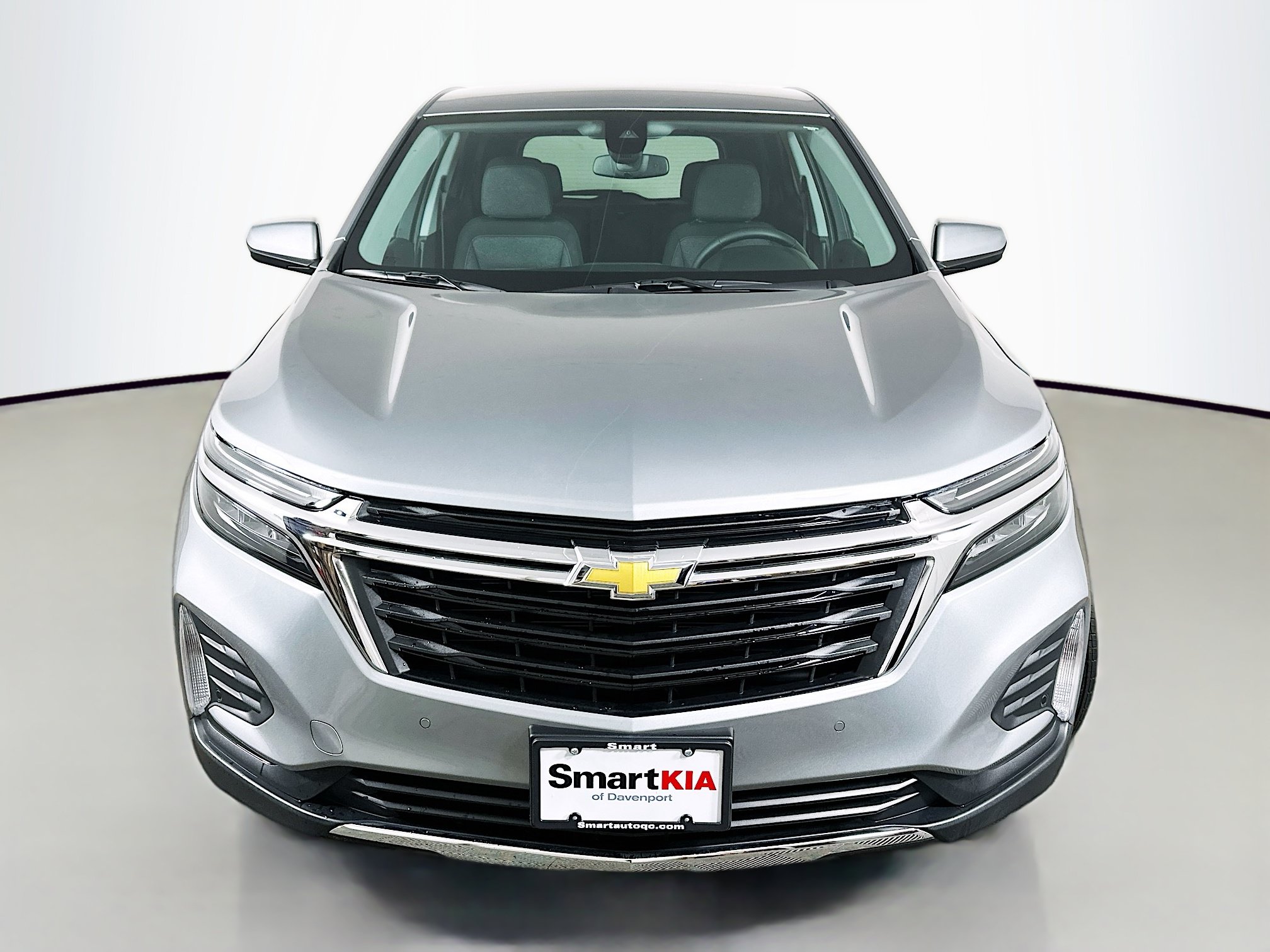Used 2024 Chevrolet Equinox LT w/ LPO, Floor Liner Package FWD image 2