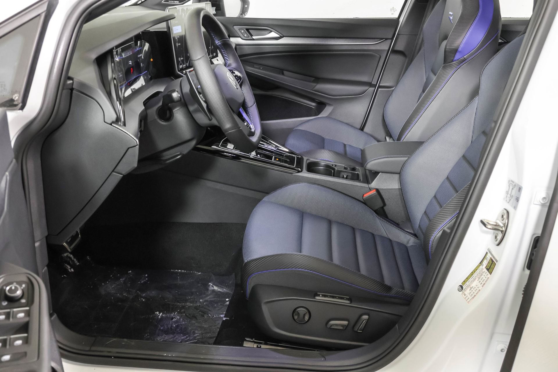 New 2026 Volkswagen Golf 2.0T image 20