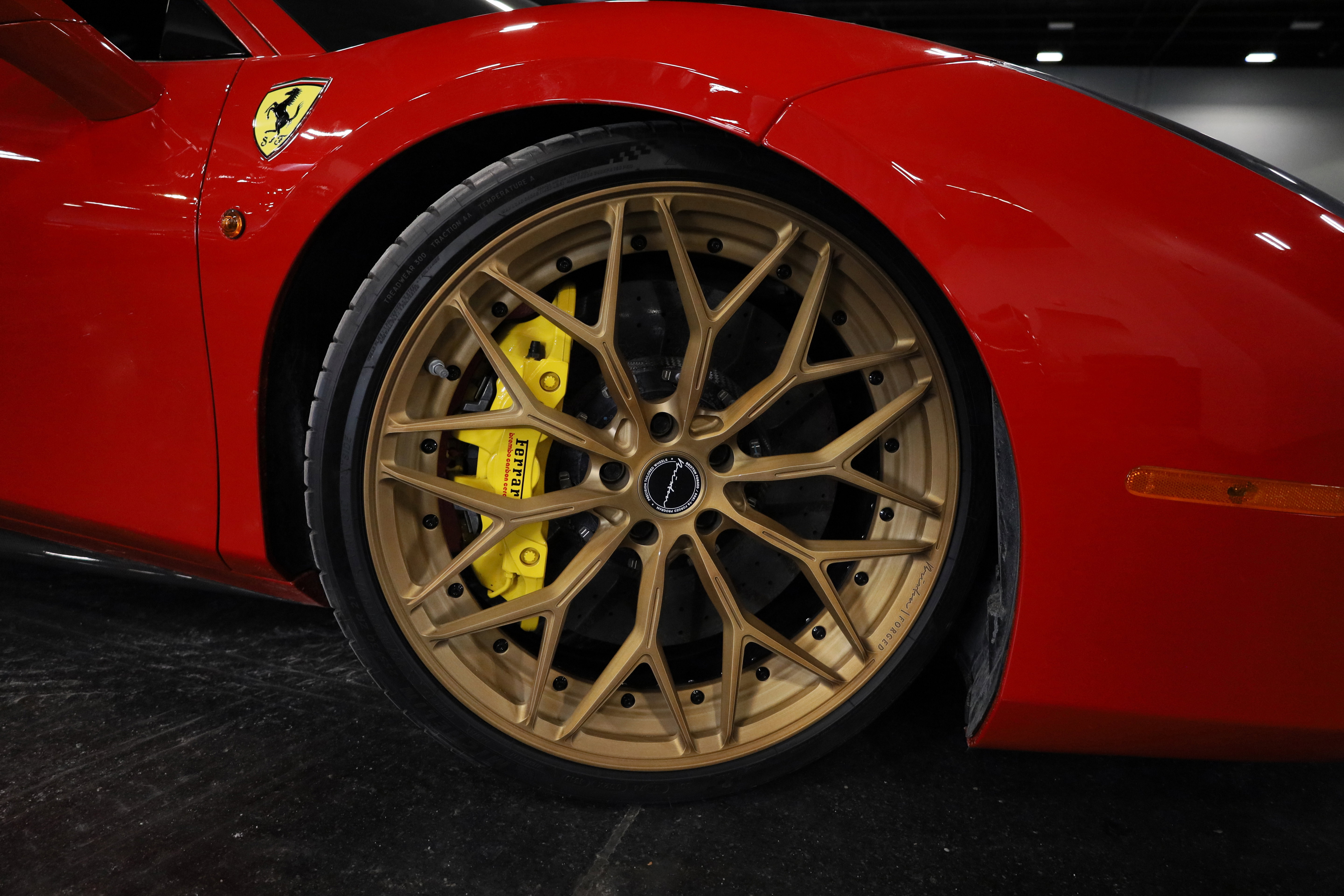 Used 2016 Ferrari 488 GTB image 9