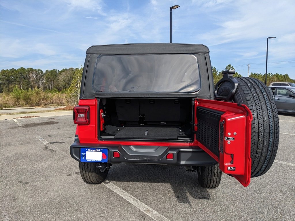 New 2026 Jeep Wrangler Sahara image 43