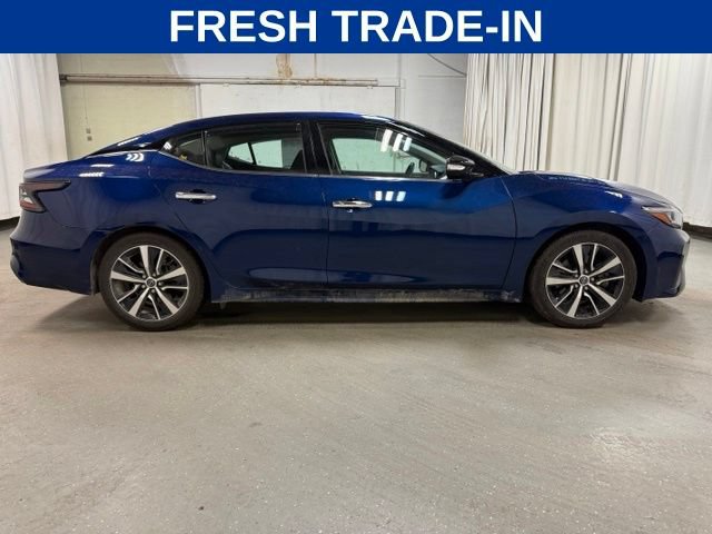 Used 2023 Nissan Maxima SV w/ Floor Mat Group FWD image 3