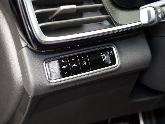 New 2026 Buick Envision Sport Touring image 24