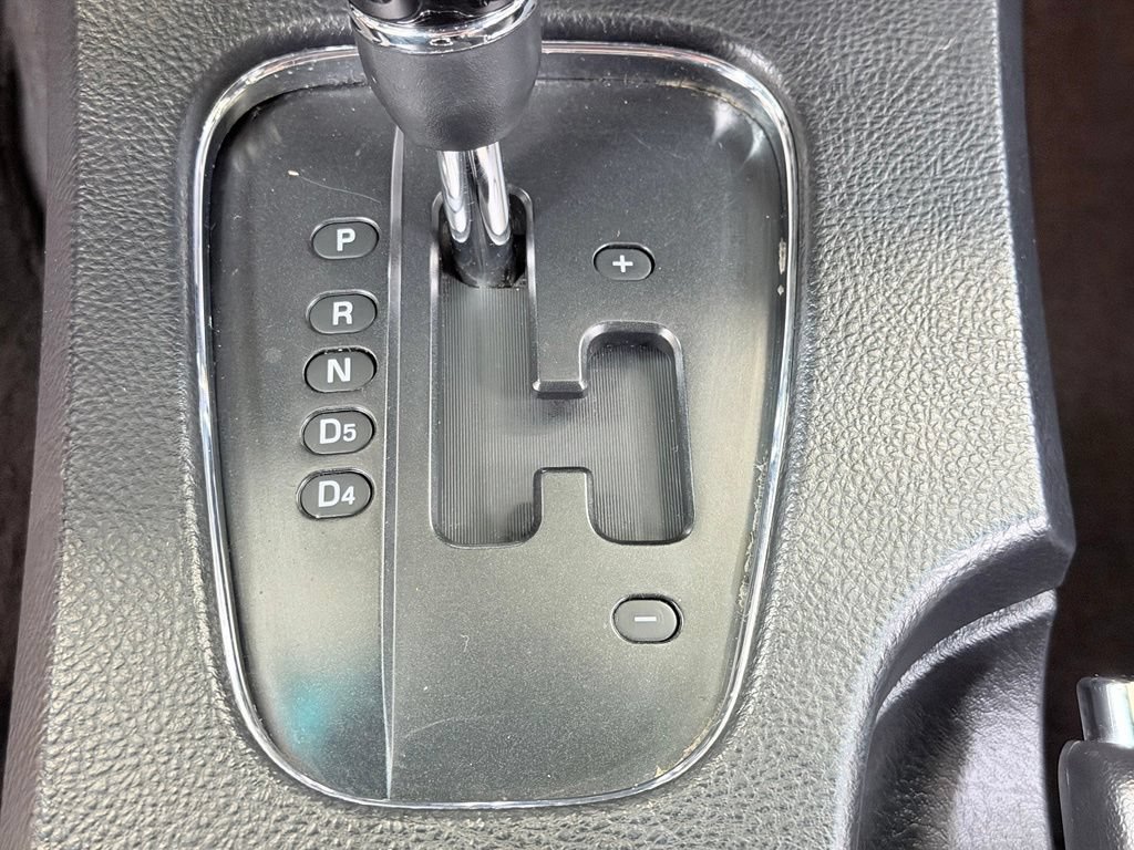 Used 2004 Ford Thunderbird RWD image 31