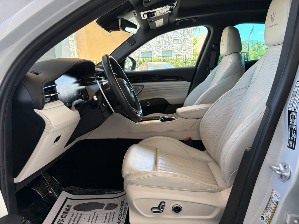 Certified 2023 Maserati Grecale Modena AWD/4WD image 12