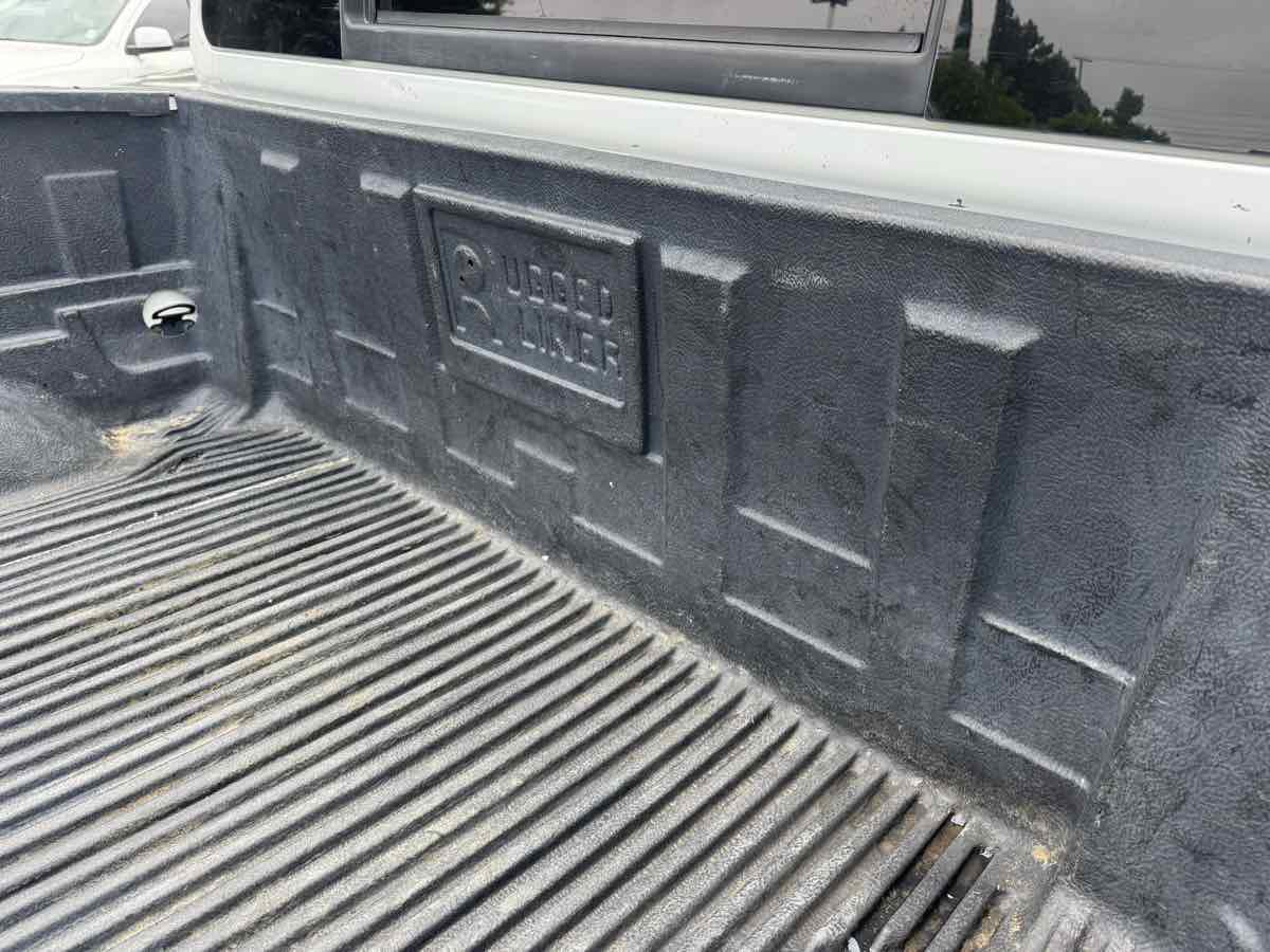 Used 2015 Nissan Titan S image 14