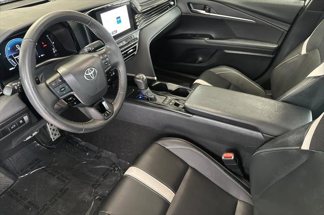 Certified 2025 Toyota Camry SE image 11