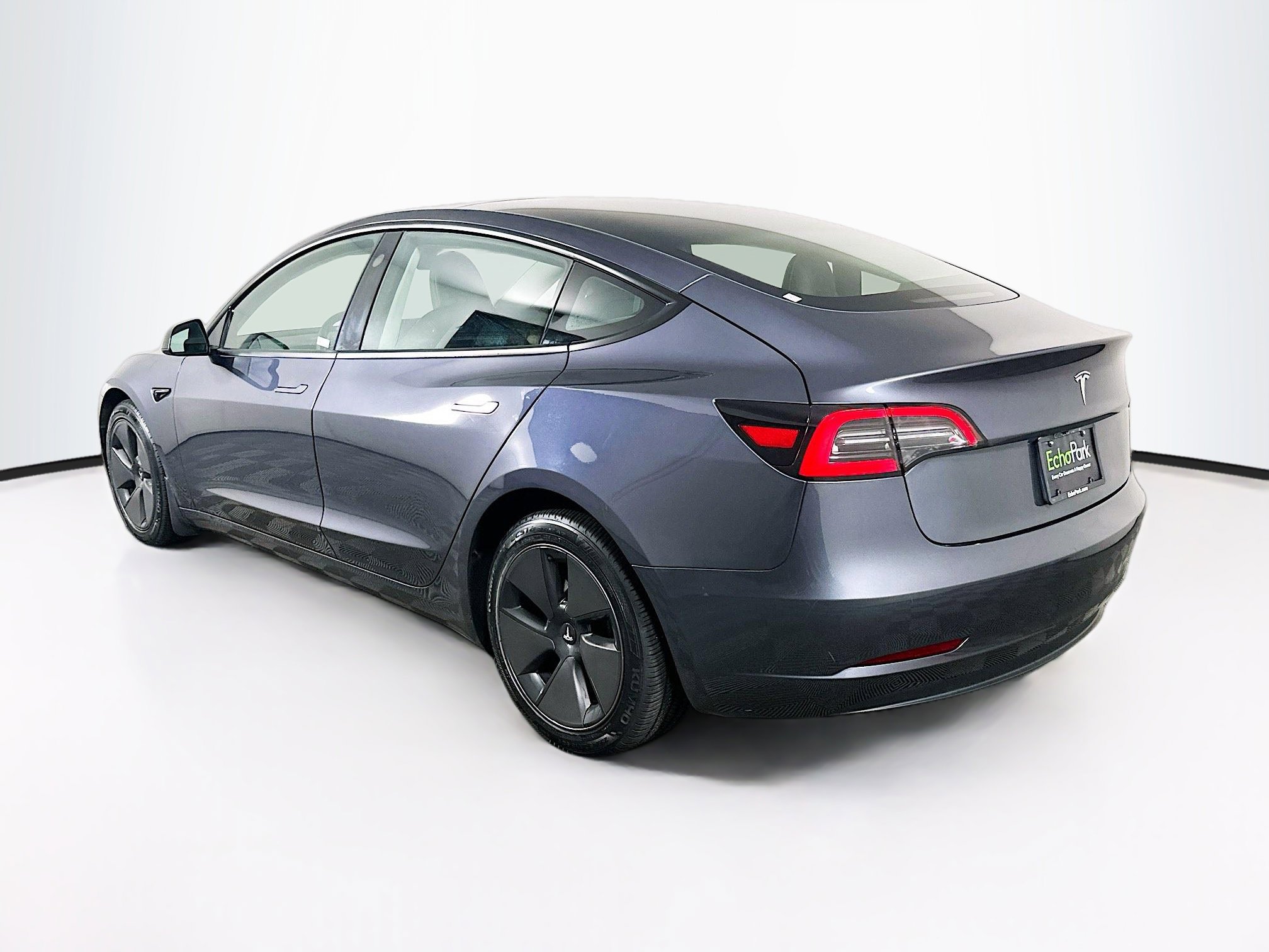Used 2023 Tesla Model 3 Standard Range image 5