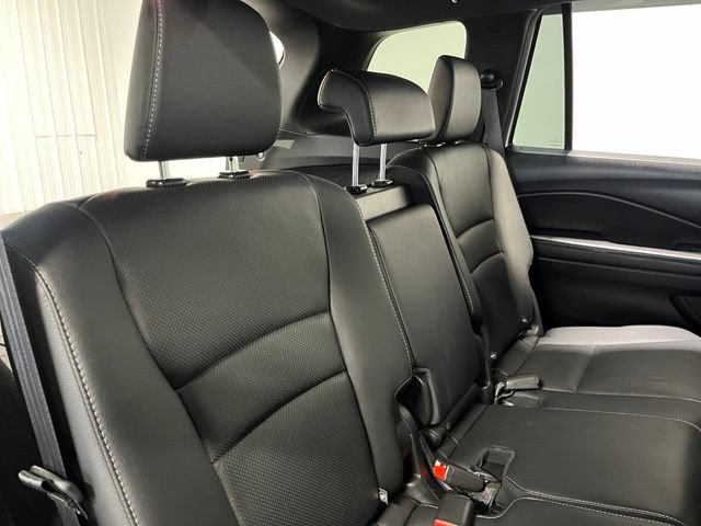 Used 2023 Honda Passport EX-L image 15