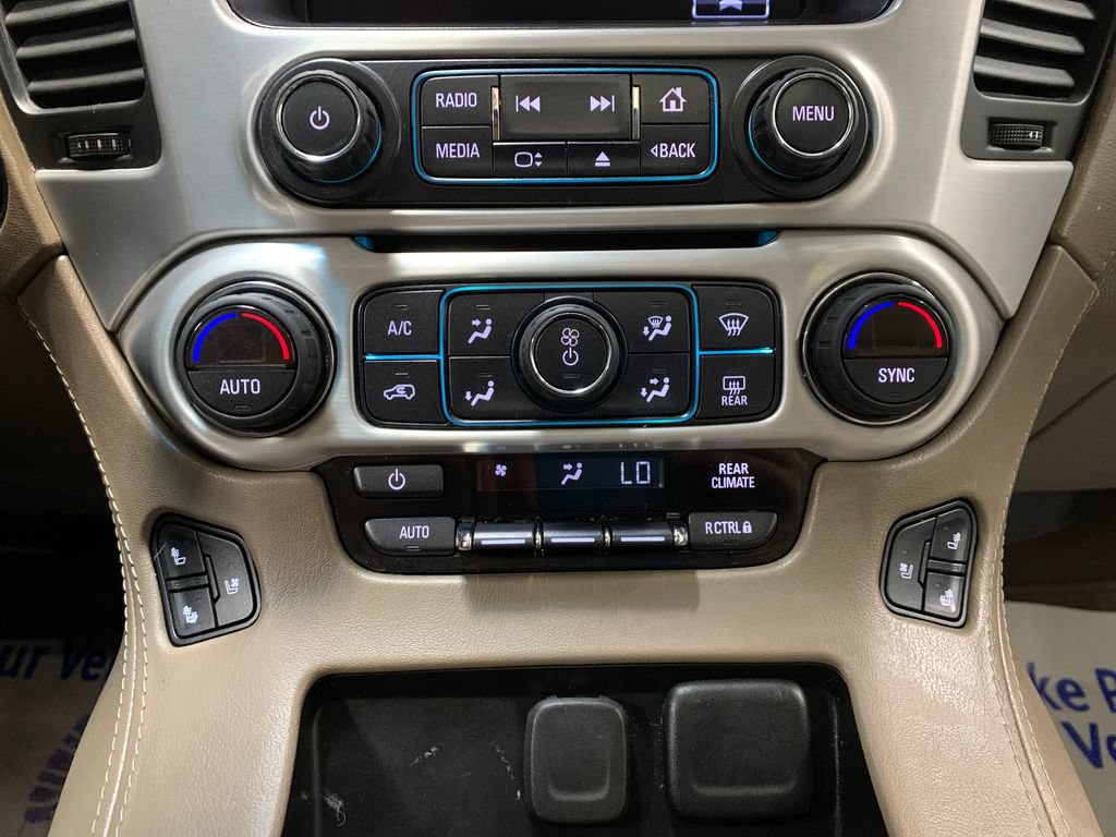Used 2020 GMC Yukon XL SLT w/ Open Road Package AWD/4WD image 13