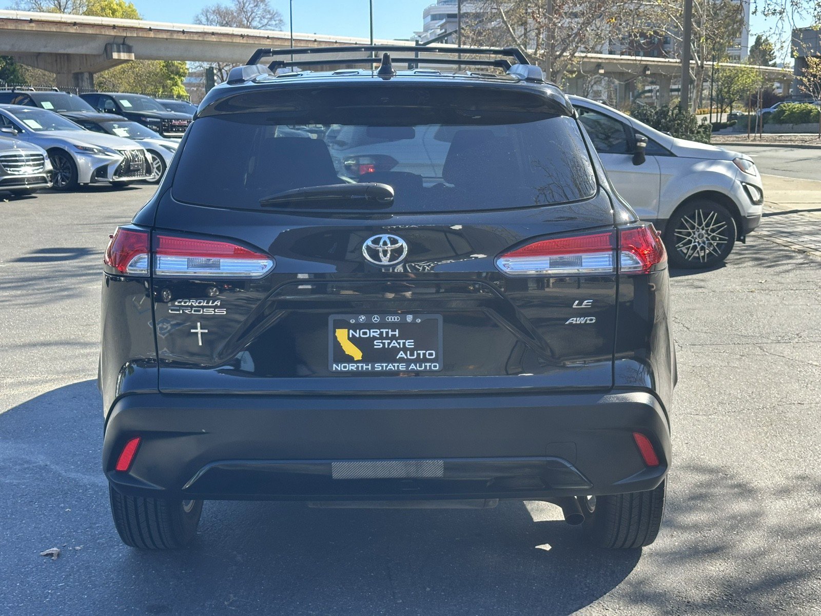 Used 2023 Toyota Corolla Cross LE w/ Moonroof Package AWD/4WD image 11