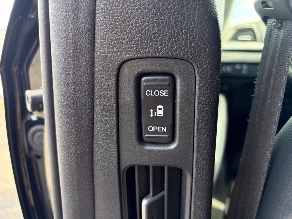 Used 2024 Honda Odyssey EX-L image 15