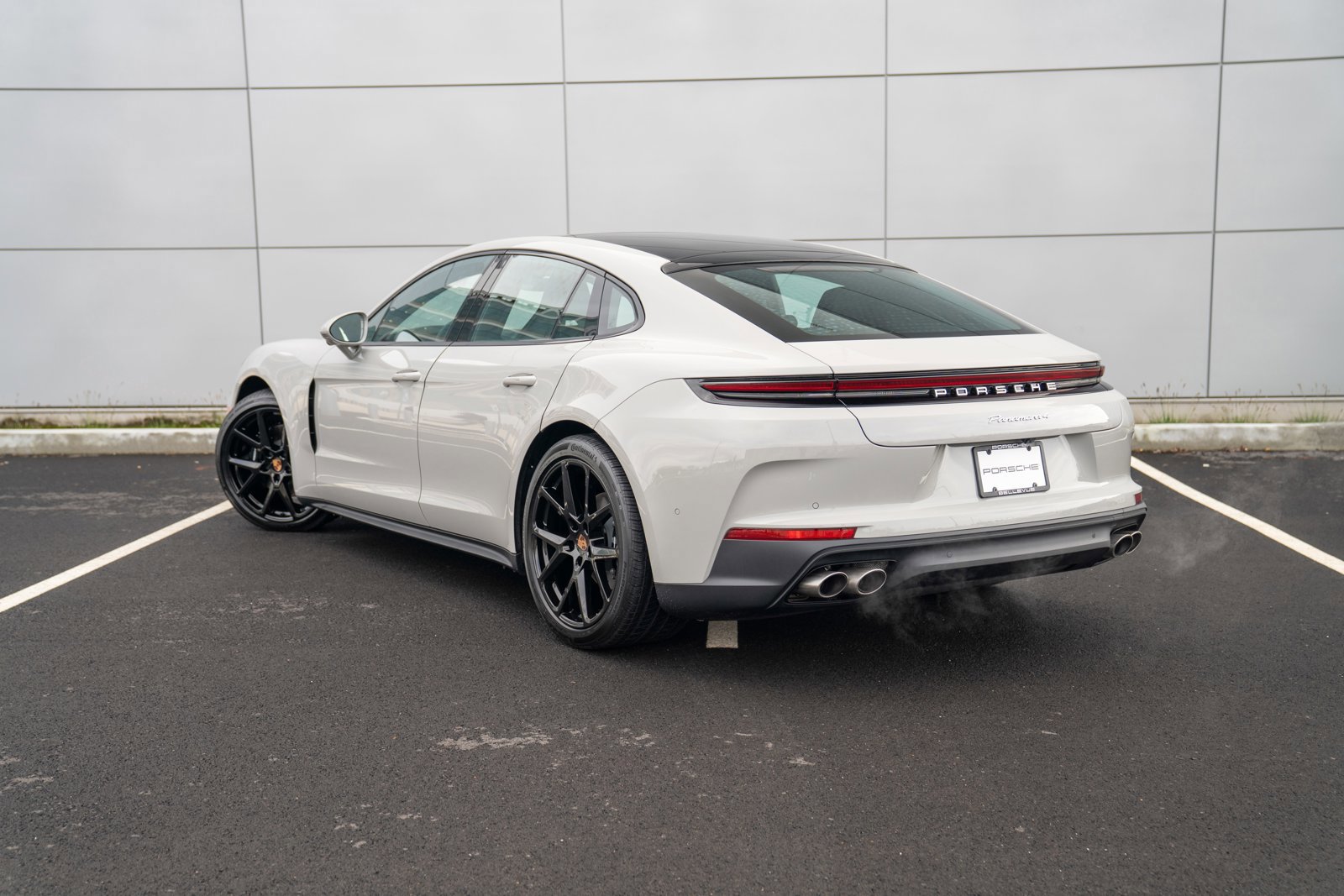 New 2026 Porsche Panamera 4 AWD/4WD image 3
