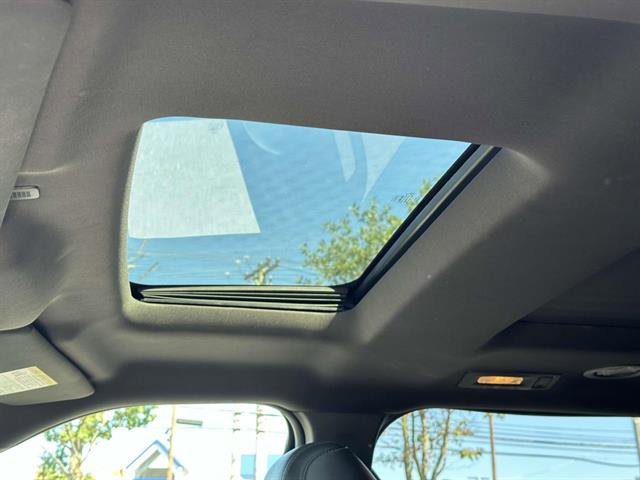 Used 2015 Ford Explorer Limited w/ Equipment Group 301A image 16