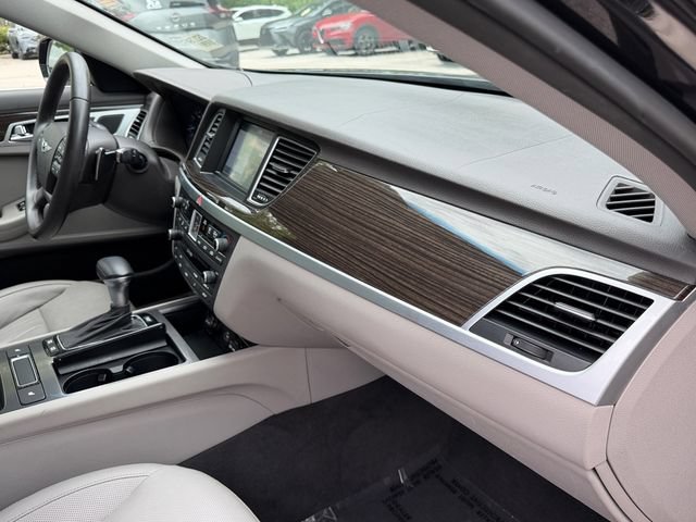 Used 2019 Genesis G80 3.8 RWD image 18