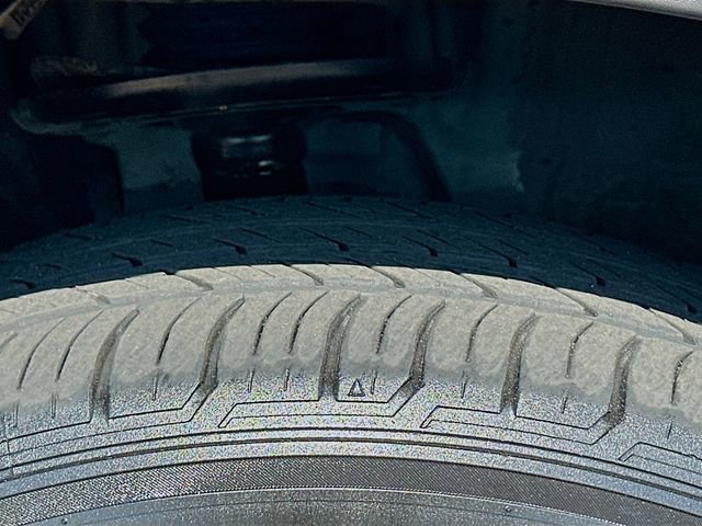 Used 2024 Nissan Pathfinder SV image 33