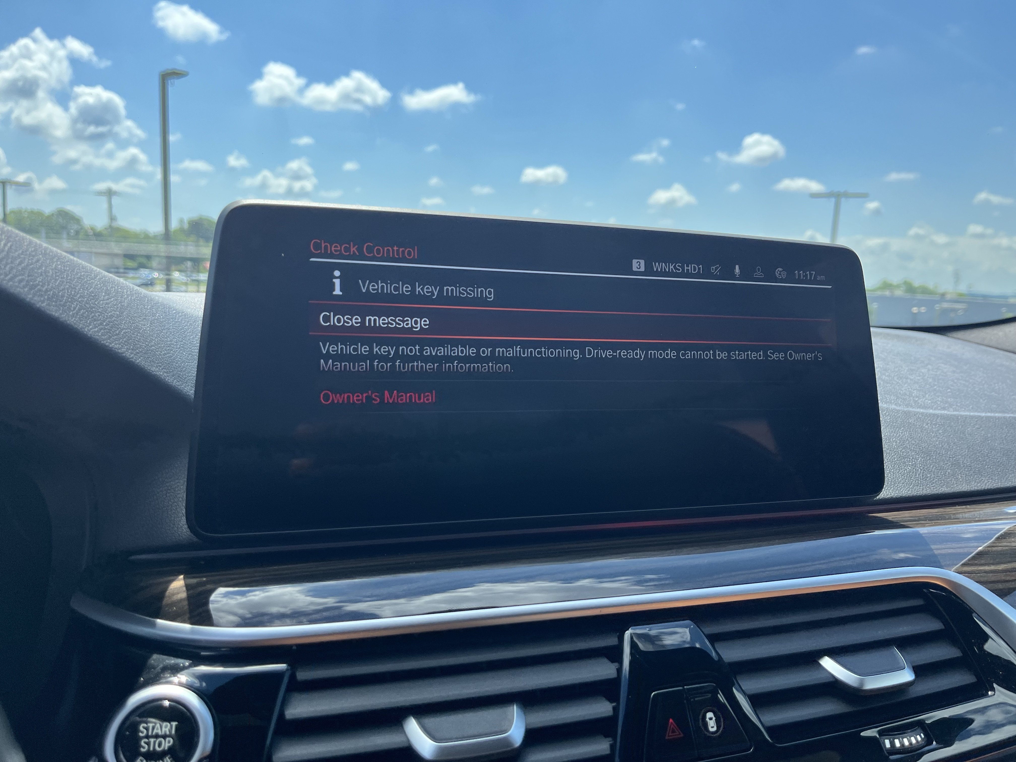 Used 2022 BMW 530i xDrive w/ Convenience Package AWD/4WD image 28