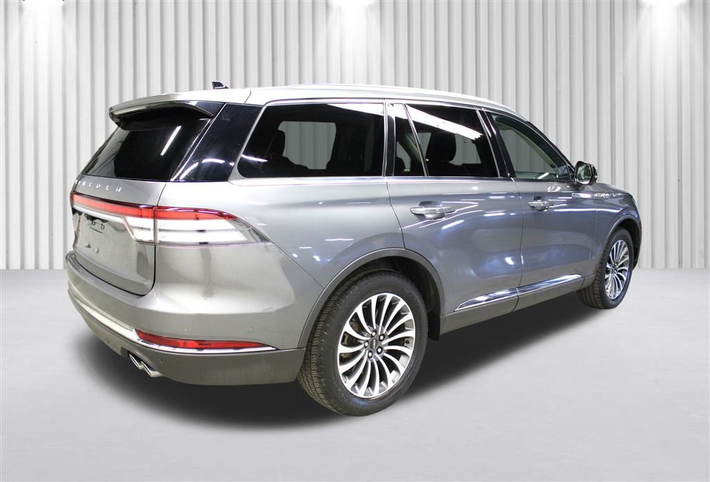 Used 2021 Lincoln Aviator Reserve w/ Equipment Group 201A image 2