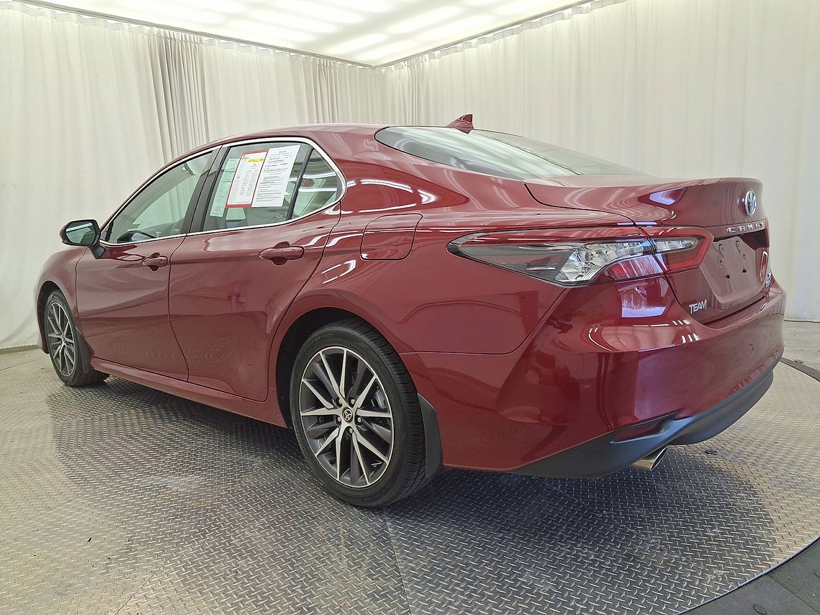 Certified 2022 Toyota Camry XLE w/ Cold Weather Package FWD image 22