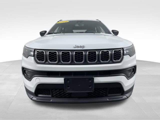 Used 2024 Jeep Compass Latitude AWD/4WD image 44