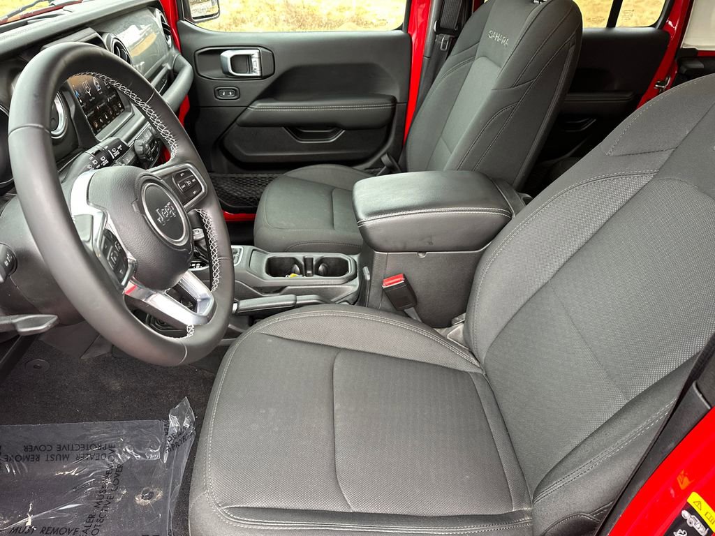 Used 2022 Jeep Wrangler Unlimited Sahara image 9