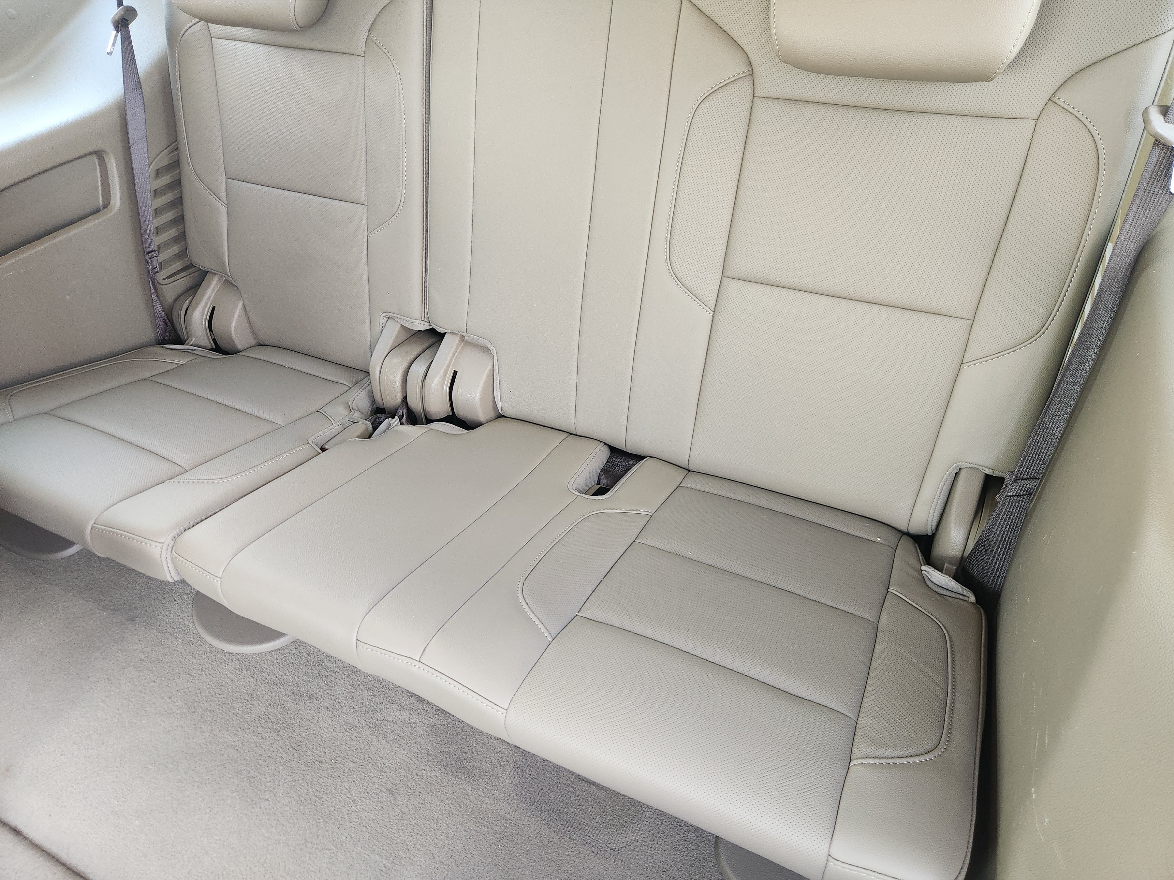 Used 2019 Chevrolet Tahoe Premier w/ Max Trailering Package RWD image 32
