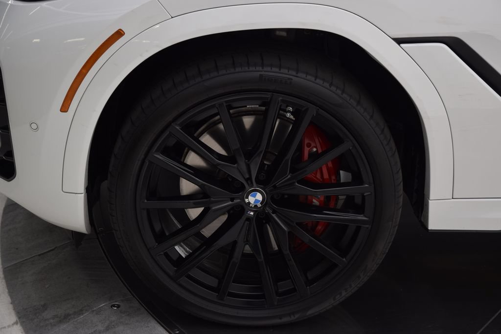 Used 2025 BMW X6 M60i w/ Executive Package AWD/4WD image 12