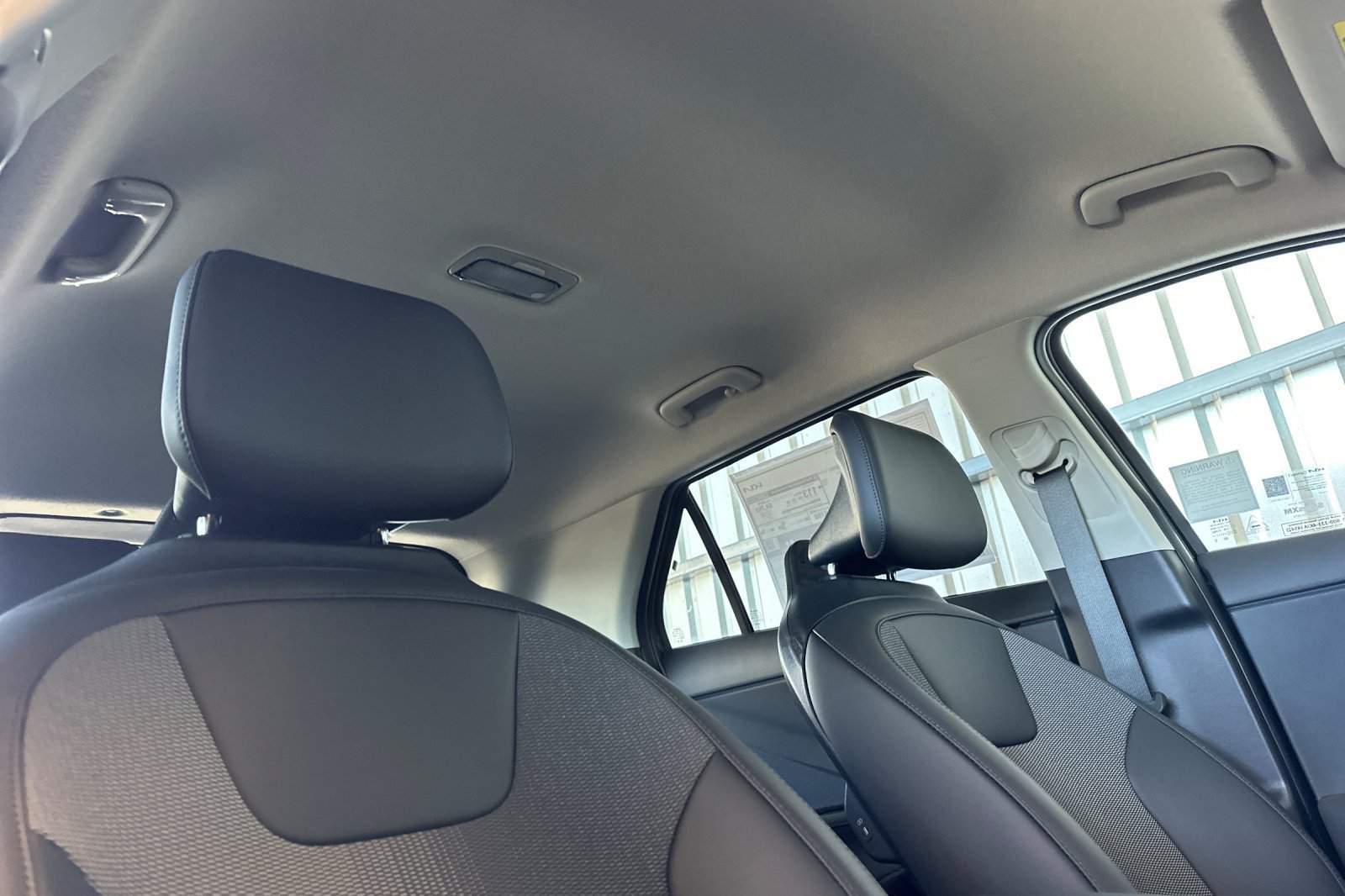 New 2026 Kia Niro Wind FWD image 17
