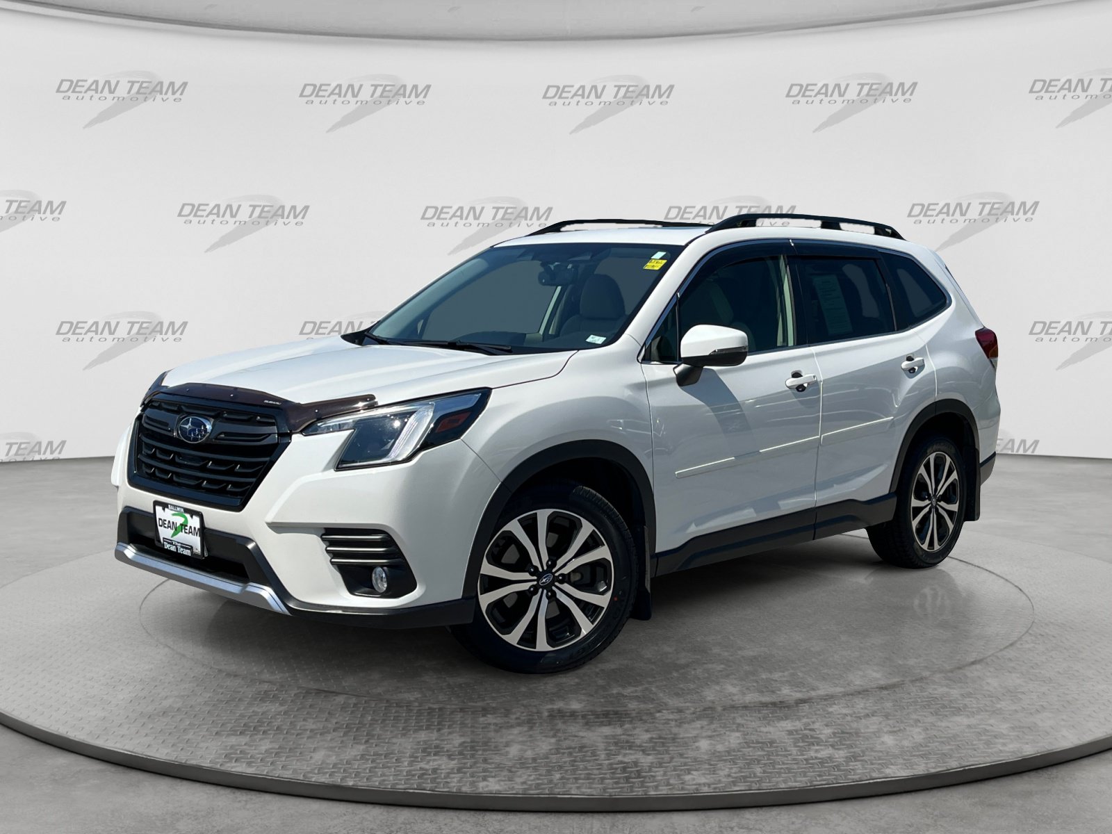 Used 2023 Subaru Forester Limited AWD/4WD image 3
