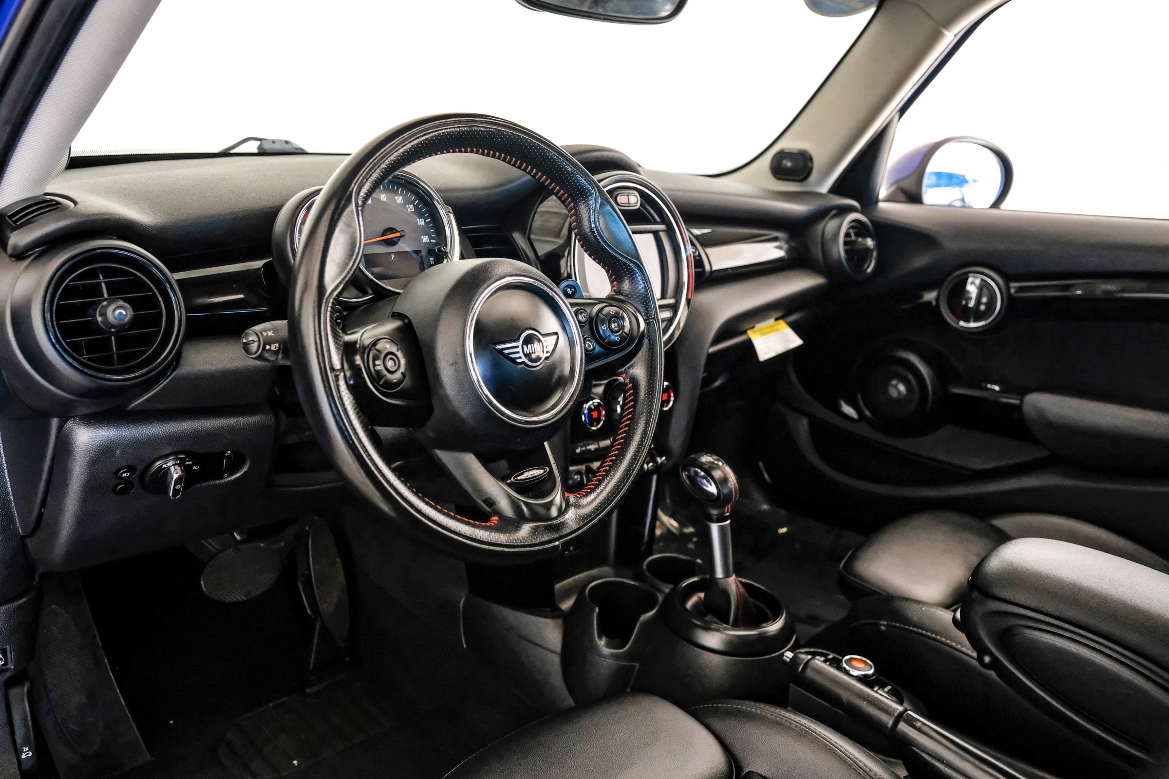 Used 2019 MINI Cooper S w/ Premium Package FWD image 2