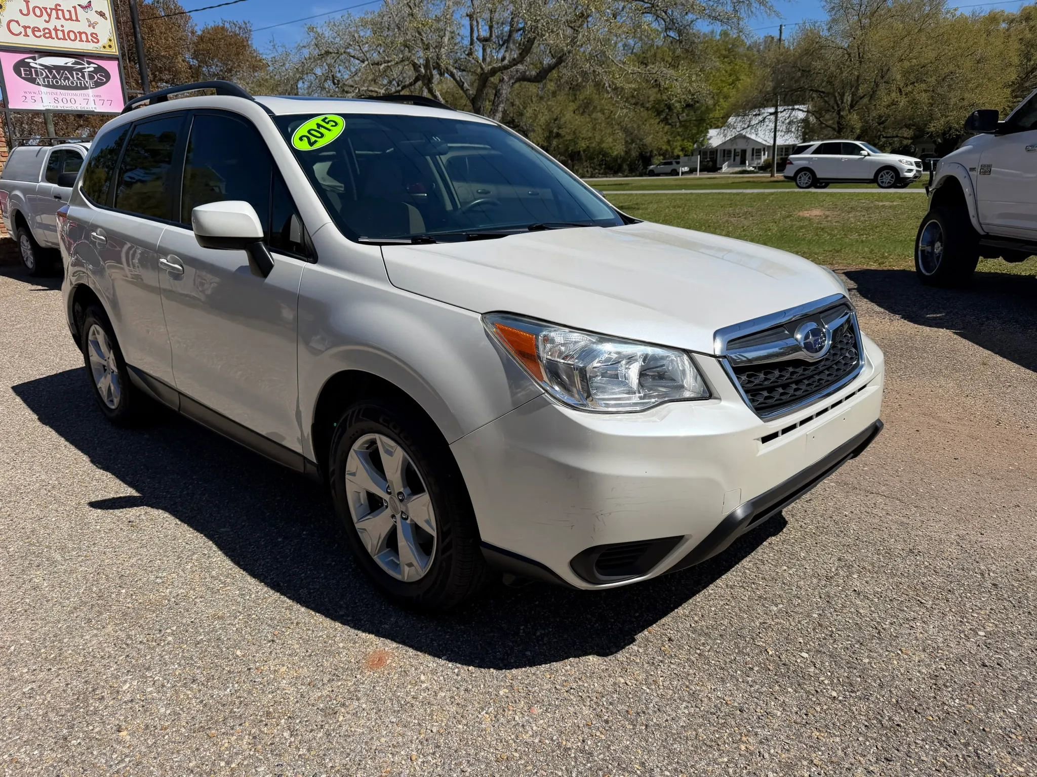 Used 2015 Subaru Forester 2.5i Premium w/ All-Weather Package image 3