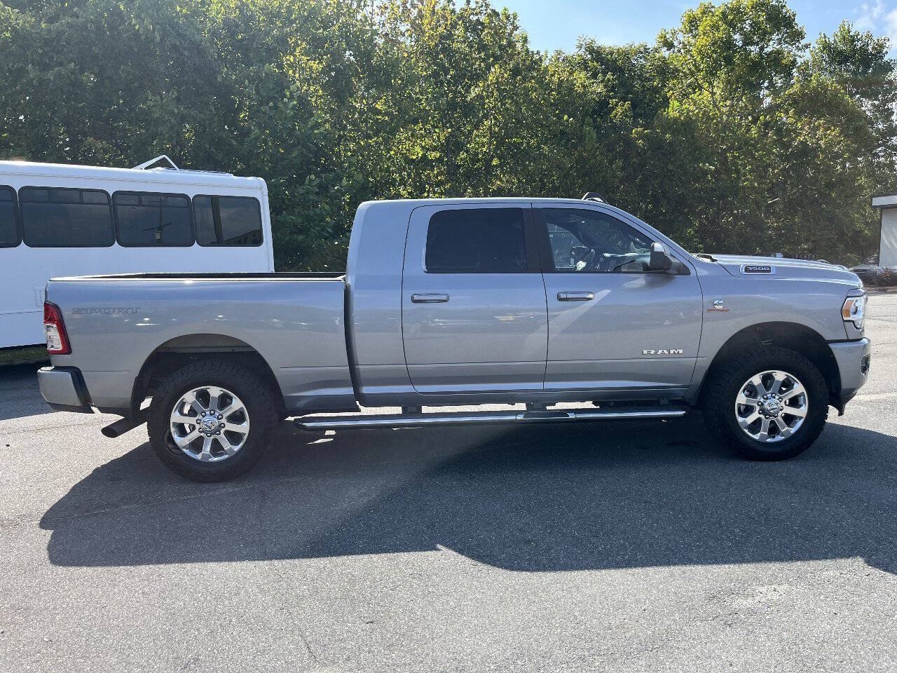 Used 2022 RAM 3500 Big Horn w/ Level A Equipment Group AWD/4WD image 7