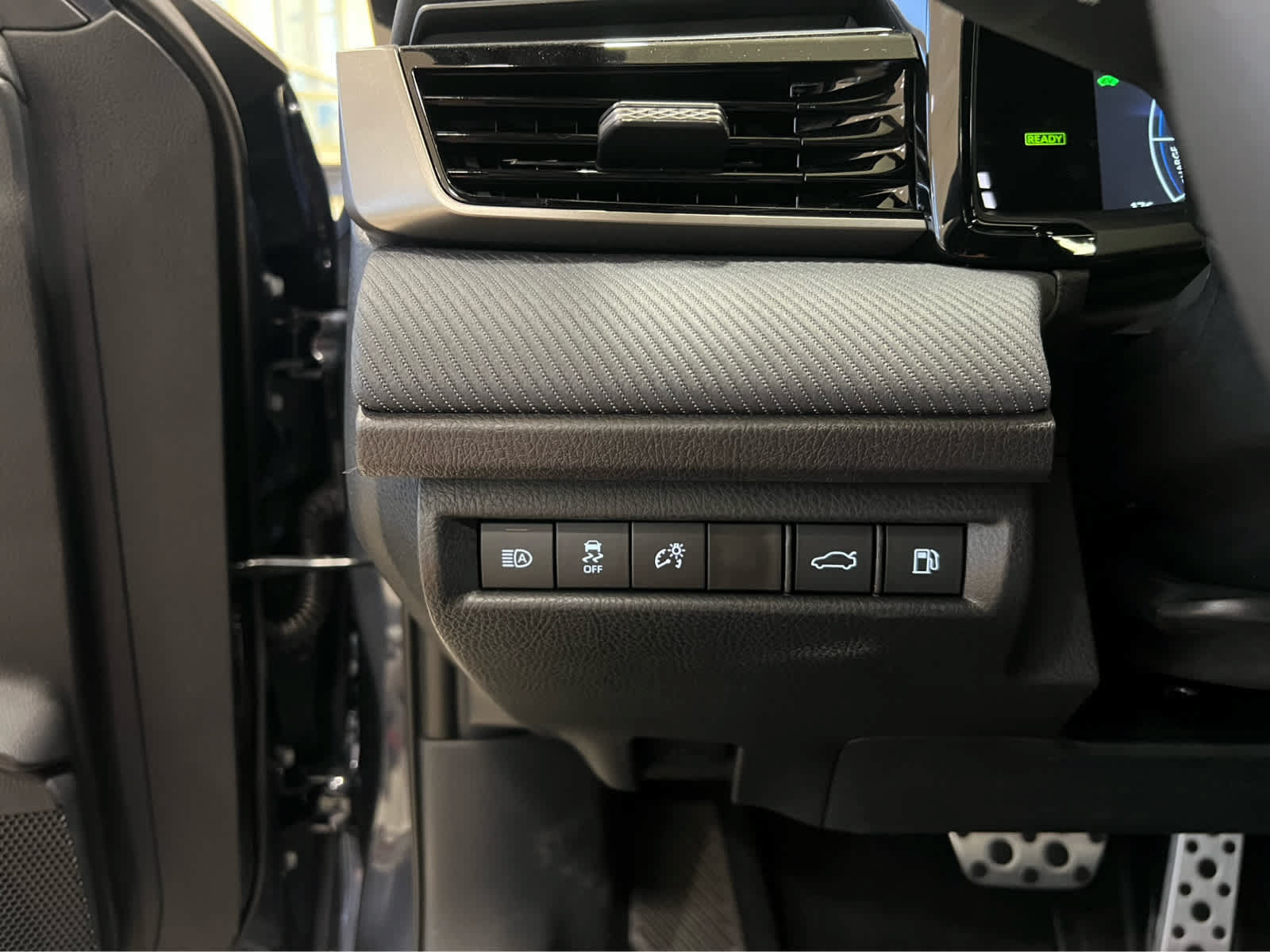 New 2026 Toyota Camry SE FWD image 18