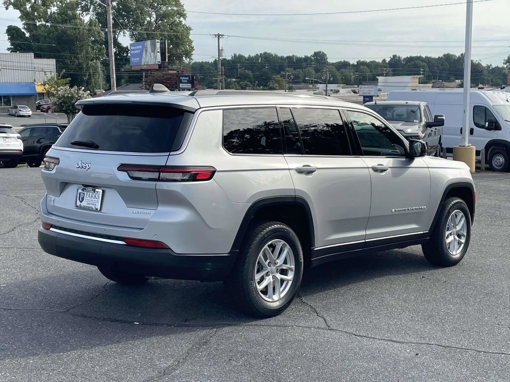 New 2025 Jeep Grand Cherokee L Laredo w/ Luxury Tech Group I image 8