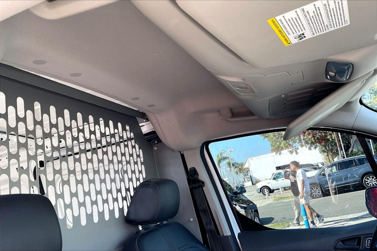 Used 2022 Ford Transit Connect XL FWD image 15