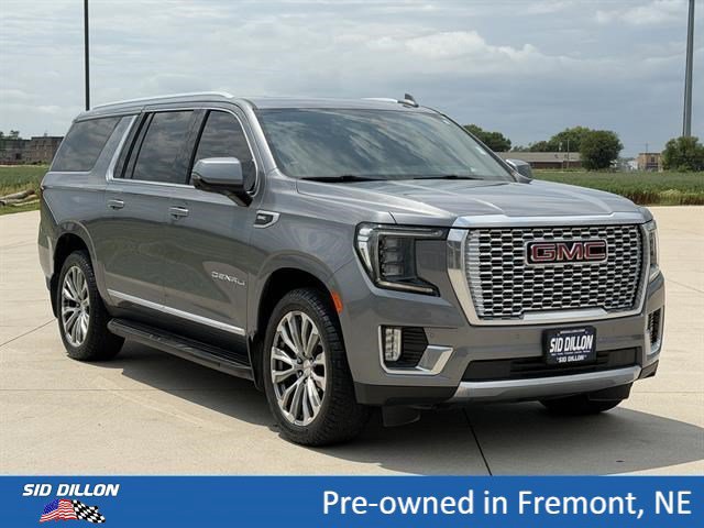 Certified 2021 GMC Yukon XL Denali w/ Advanced Technology Package AWD/4WD image 2