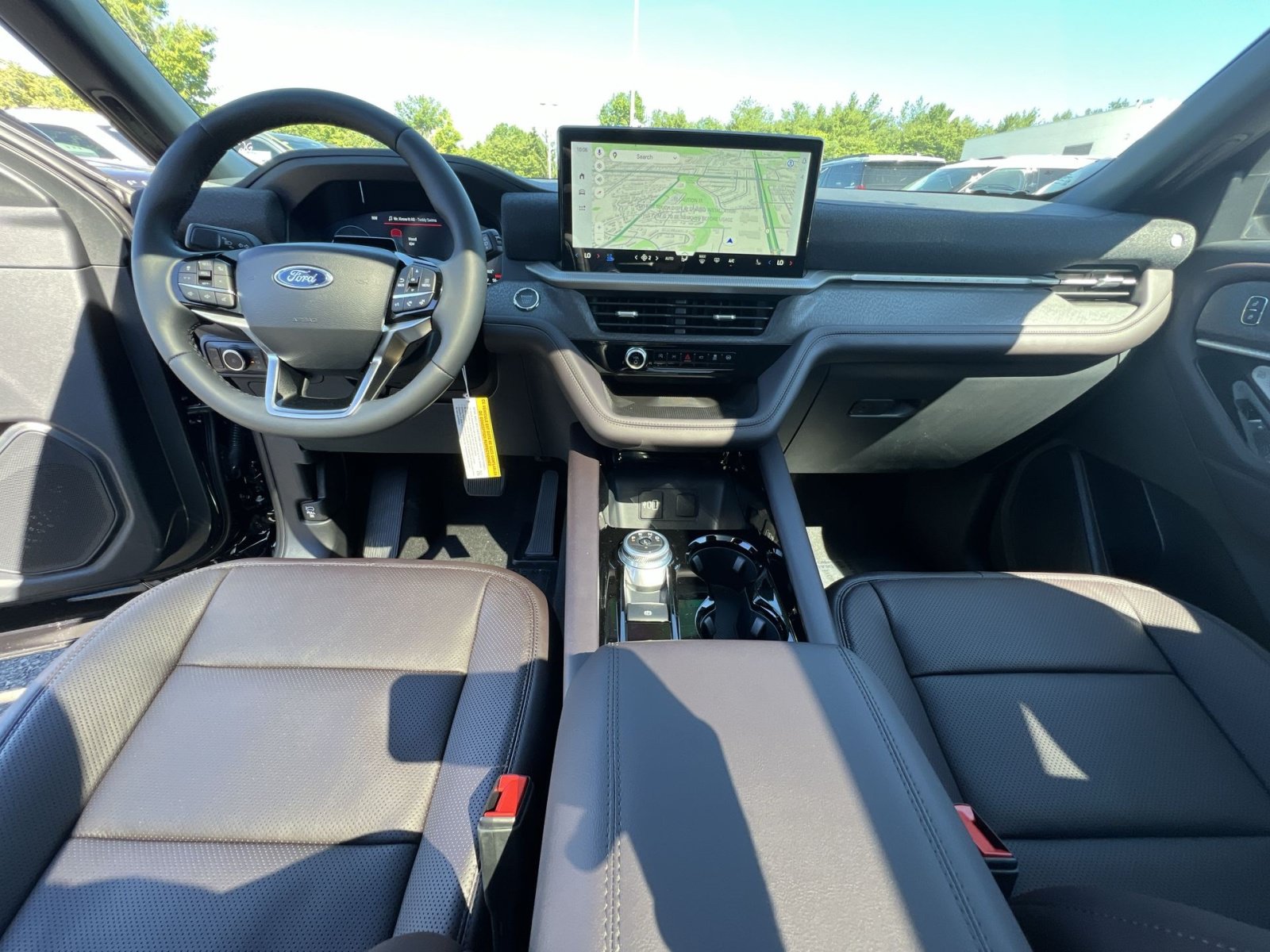New 2026 Ford Explorer Platinum w/ LUX Leather Package AWD/4WD image 45