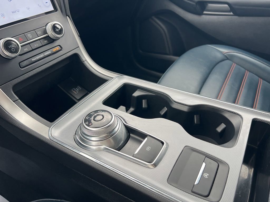 Used 2022 Ford Edge SEL w/ Sport Appearance Package image 24