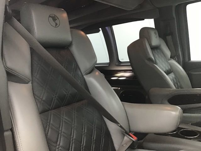 Used 2021 Chevrolet Express 3500 LS w/ Chrome Appearance Package image 41