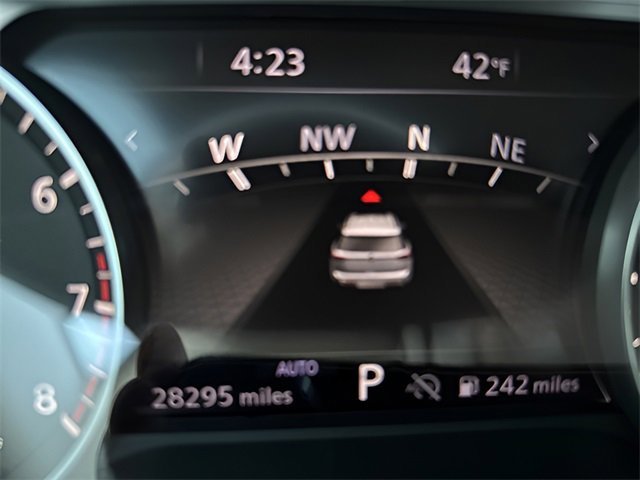 Used 2023 Nissan Pathfinder SL image 30