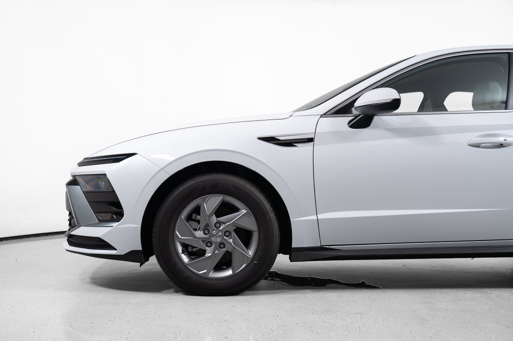 New 2026 Hyundai Sonata SE FWD image 12