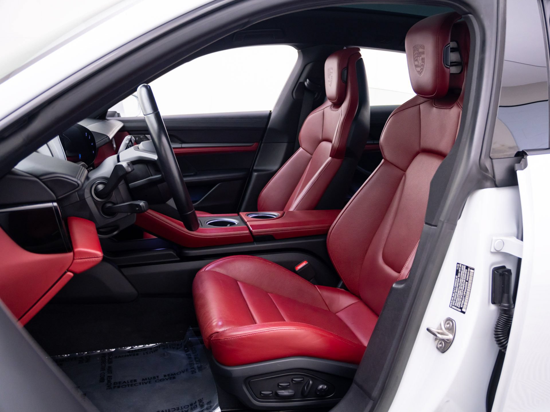 Certified 2023 Porsche Taycan 4 Cross Turismo AWD/4WD image 5