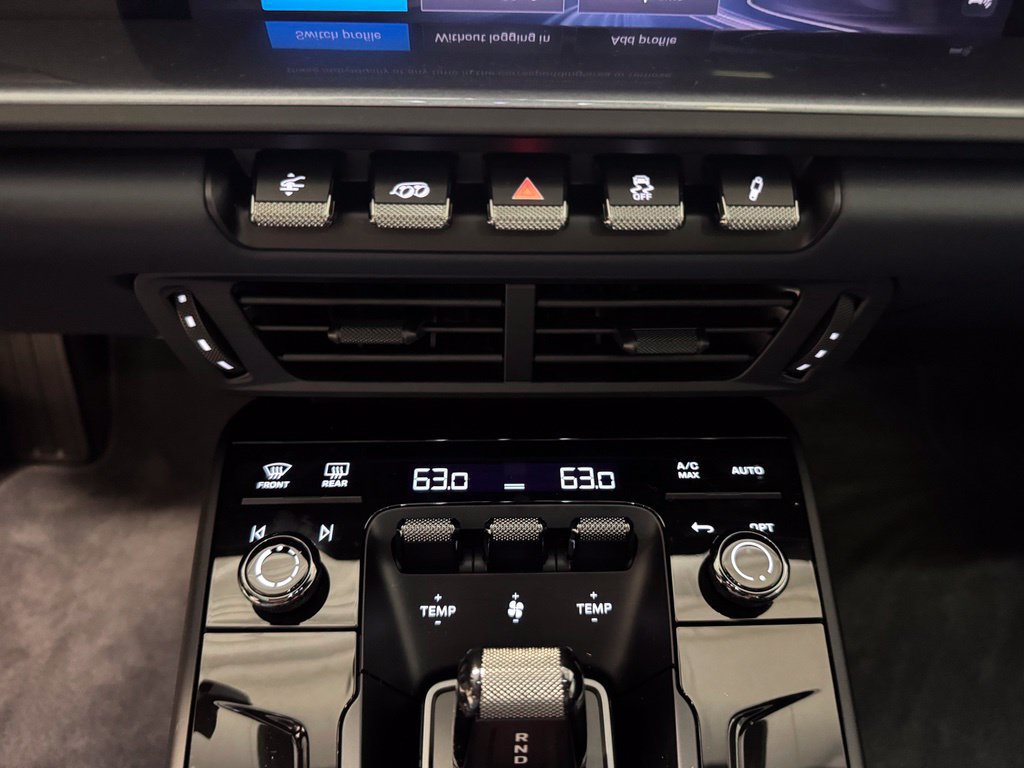 Certified 2026 Porsche 911 Carrera S RWD image 25