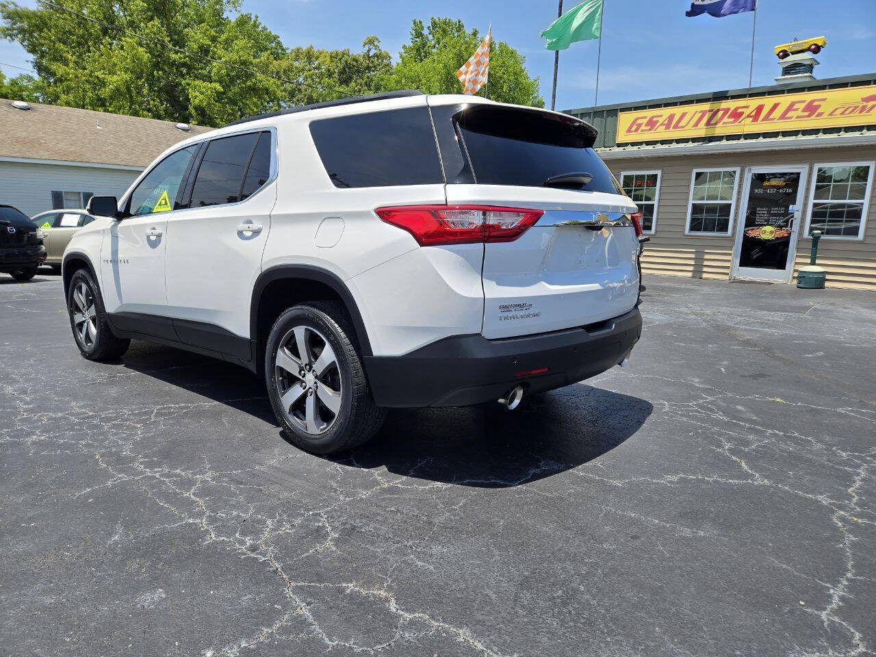 Used 2019 Chevrolet Traverse LT w/ LT Premium Package FWD image 5