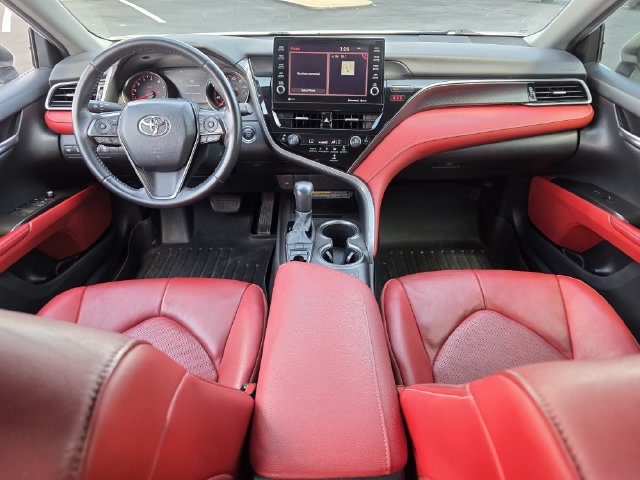Used 2021 Toyota Camry XSE FWD image 8